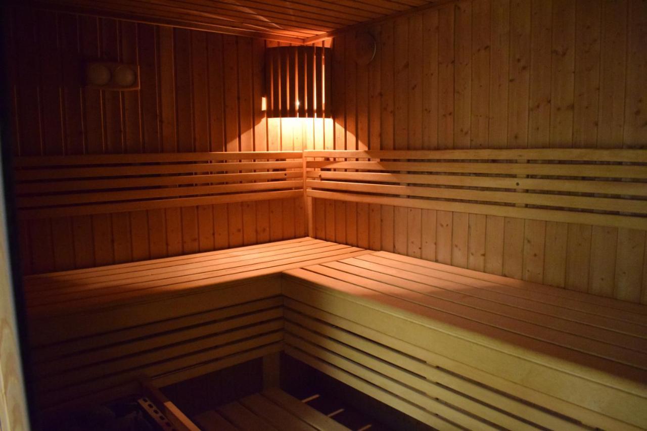 Zorghotel De Ceder 데인제 외부 사진